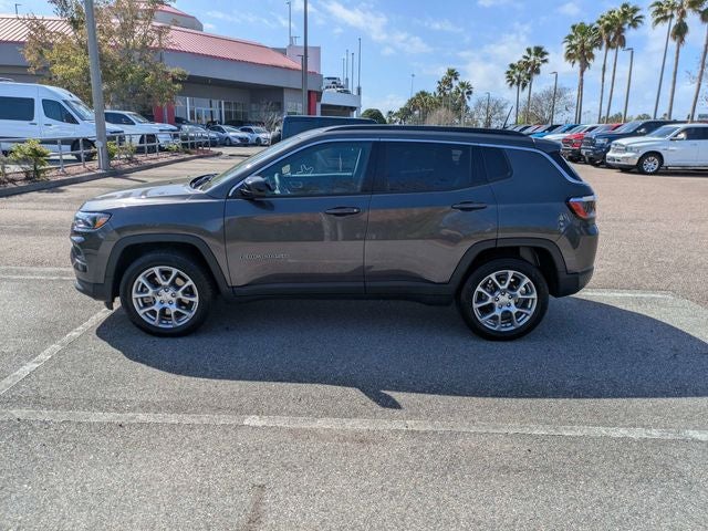 2023 Jeep Compass Latitude Lux