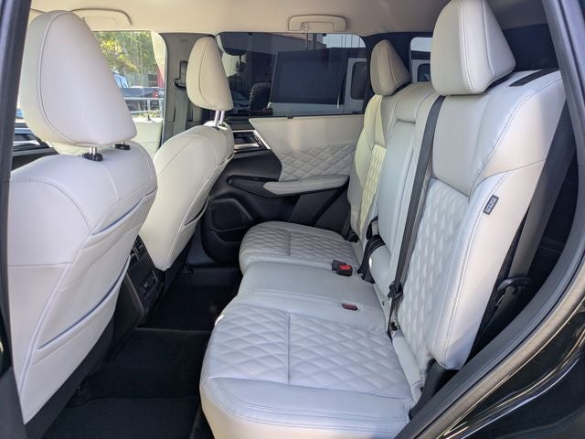 2024 Mitsubishi Outlander SEL